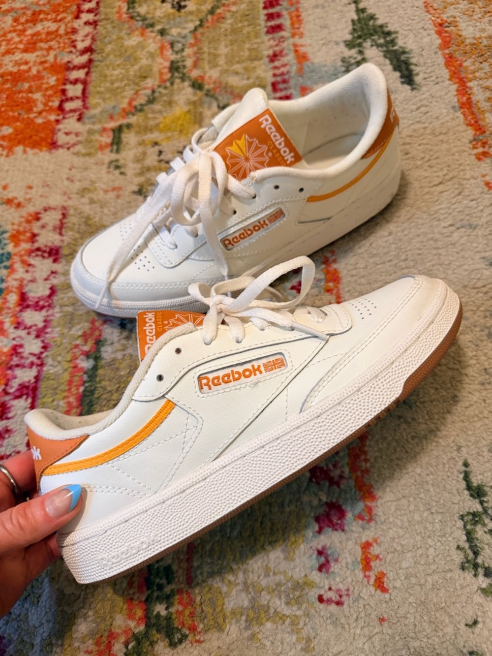 Reebok Women’s Low-Top Sneakers in White & Collegiate Gold. Size 8